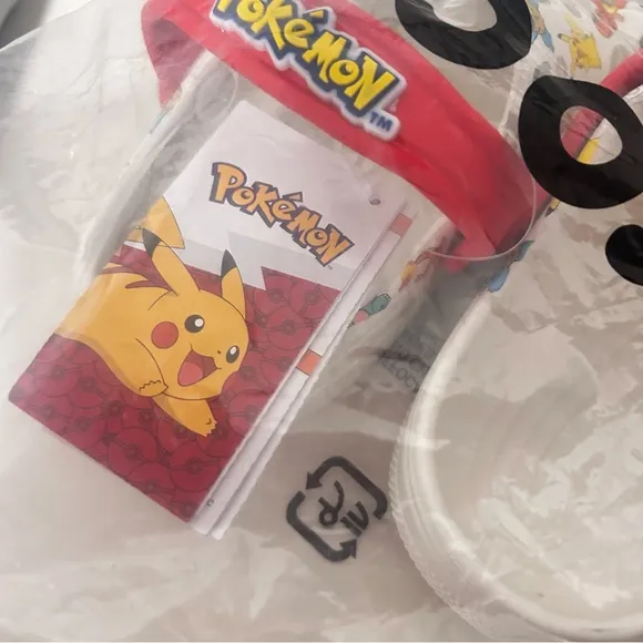 Pokemon Kids Clogs - White and Red pikachu pokemon clog  size 1