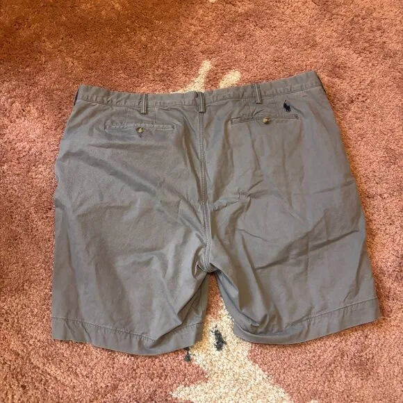 Polo Ralph Lauren Shorts Mens 44B Gray Khaki Classic Fit Chino Bottoms Polo Logo