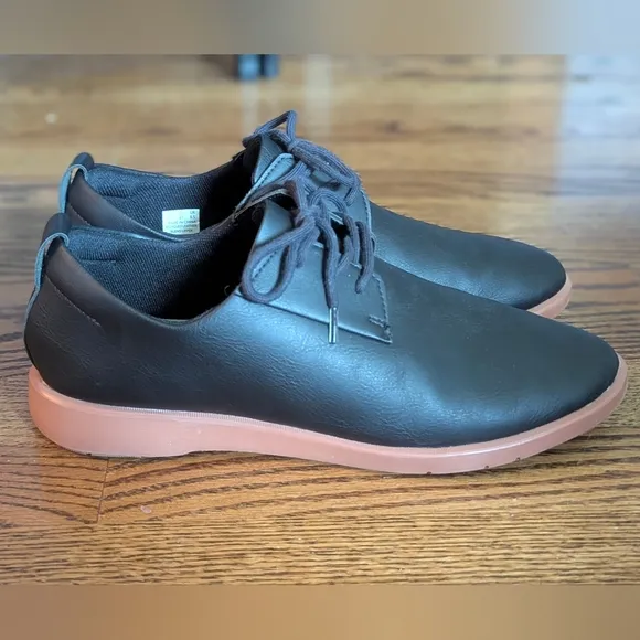 PONTO shoes Sneakers  Lace-Up The Pacific Mens  Sz 9 Excellent Condition NICE