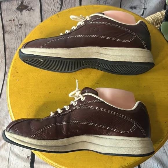 Propet Walking Shoe leather brown tan rubber sole comfortable sneaker oxford 7.5