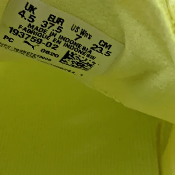 Puma Fizzy Yellow Sneakers Shoes Size 7