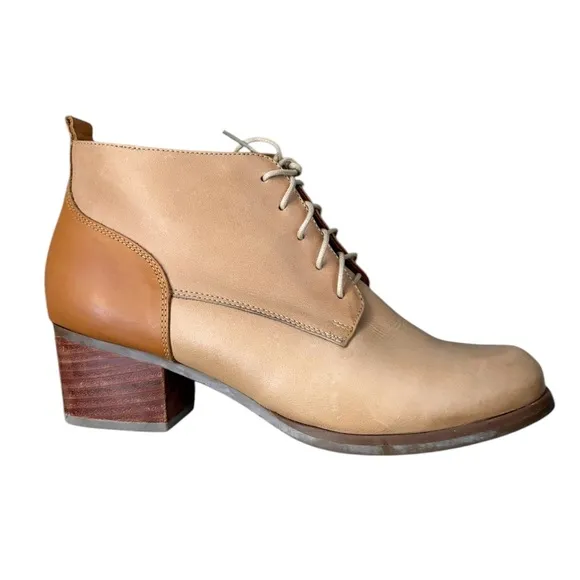 RARE Fortress of Inca Handmade in Peru Briana Leather Lace Up Ankle Boots Beige