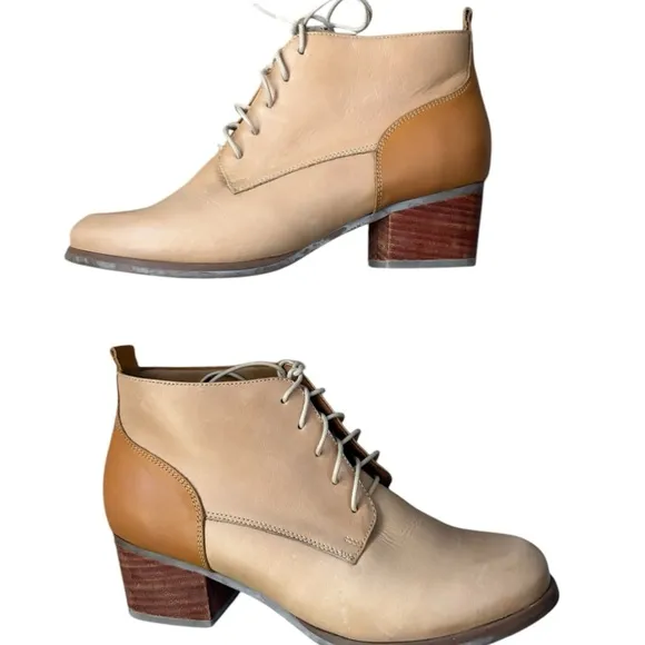 RARE Fortress of Inca Handmade in Peru Briana Leather Lace Up Ankle Boots Beige