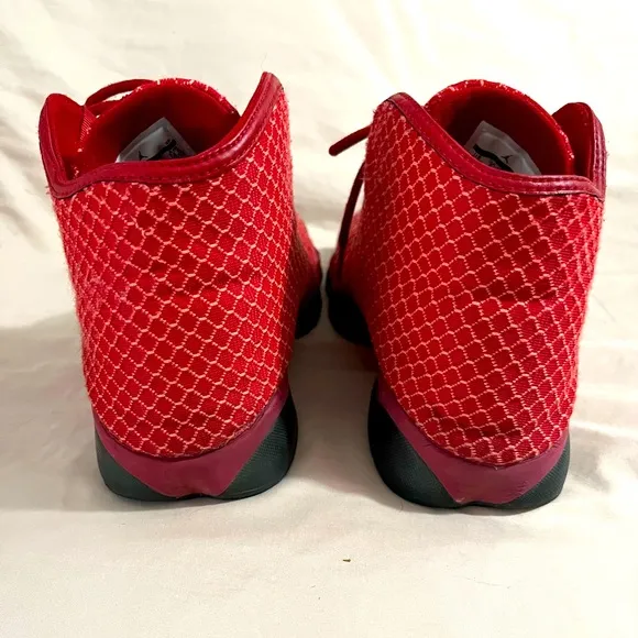 Red/ Black Tennis Shoes With Shoelaces