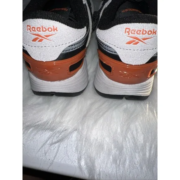 Reebok Shoes Youth Grey and Orange Trainers Size 2 US New!!!