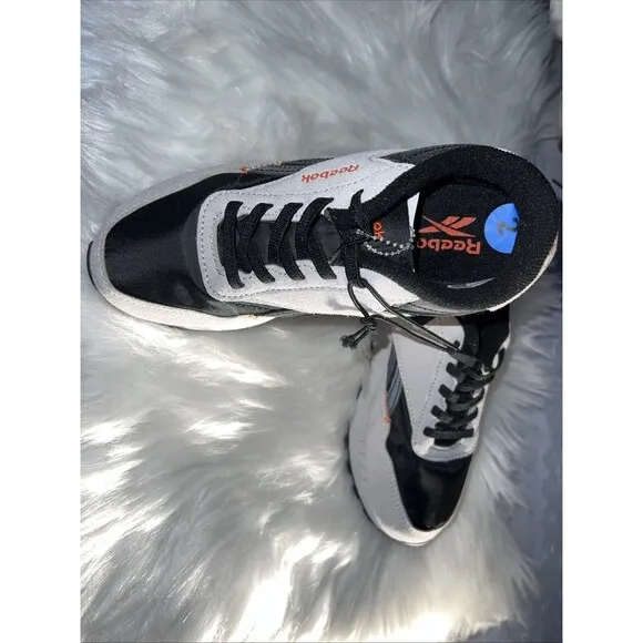 Reebok Shoes Youth Grey and Orange Trainers Size 2 US New!!!