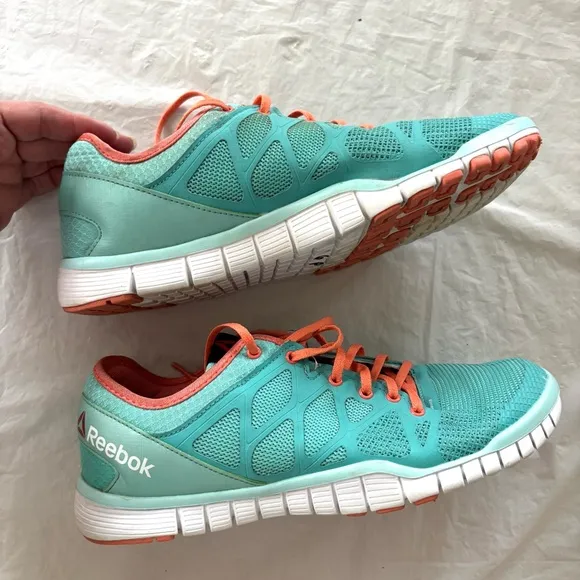 Reebok Zquick TR 3.0 training sneakers Turq Coral Athletic Shoes SZ 9.5 Worn 1X