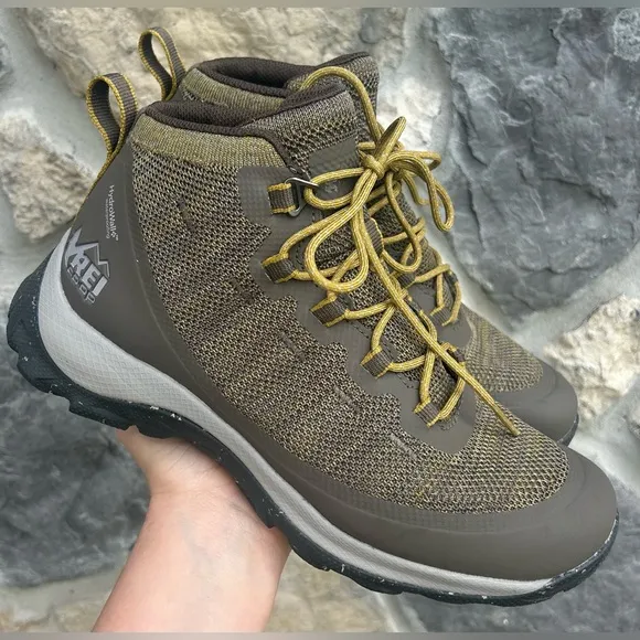 REI Co-op Flash Hiking Boots Mens Size 8.5 Waterproof Trail Shoes Outdoor Active