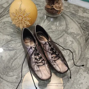 Roberto CAPUCCI women's Metallic Snakeskin Lace-Up Shoes 7 b