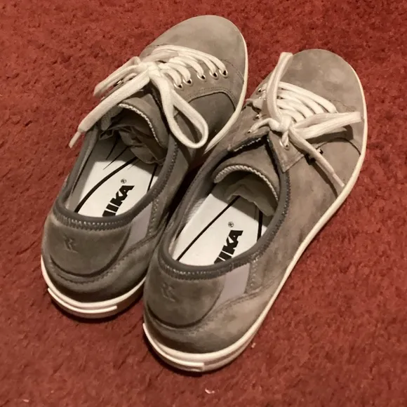 ROMIKA Gray Casual sneakers