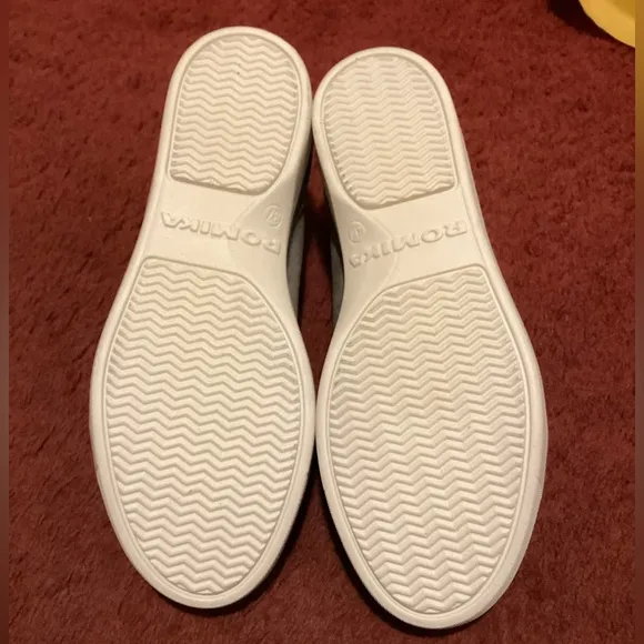 ROMIKA Gray Casual sneakers