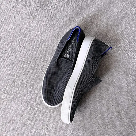 Rothys The Original Slip On Sneaker Grey Coastal Grandma Minimalist Sustainable