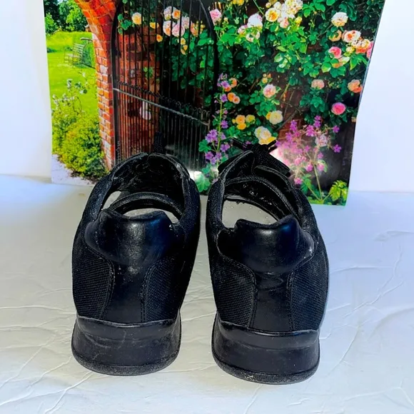 Salvatore Ferragamo Black sneakers walking shoe Tennis Shoes SZ 9