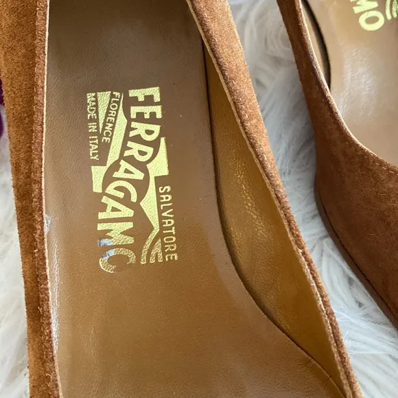 SALVATORE FERRAGAMO suede leather shoes