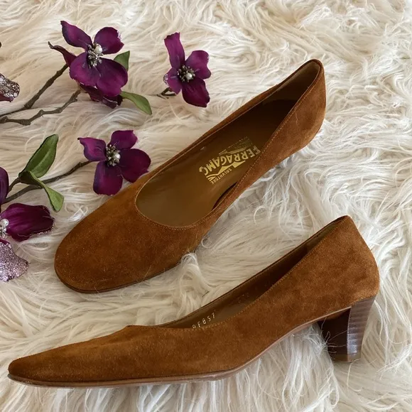 SALVATORE FERRAGAMO suede leather shoes