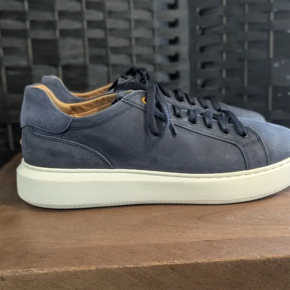 SAMUEL HUBBARD sneakers Sz 9/9.5 EU 40 Women's Suede Like Athletic Excel Cond