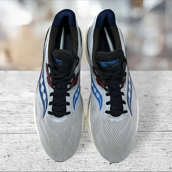 Saucony Men's Size 12.5‎ Triumph 20 Sneaker Vapor Black Blue Running Training
