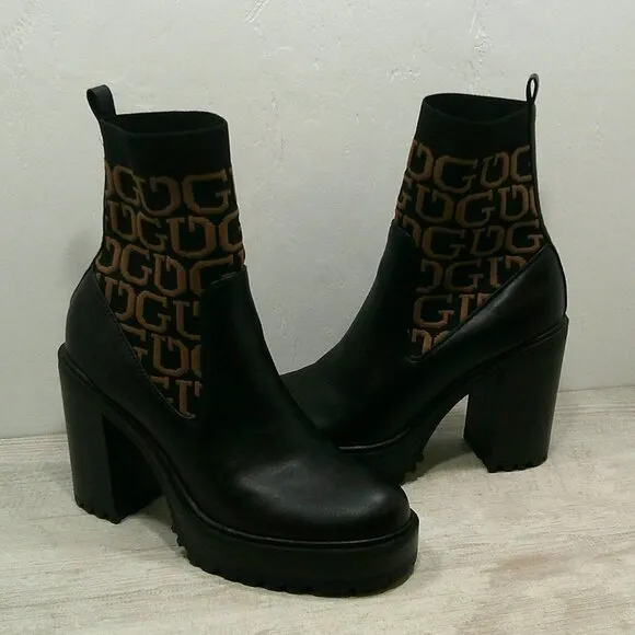 Sexy Guess Black Platform Heeled Ankle Booties Knit Strech Lug Sole   Sz 9.5