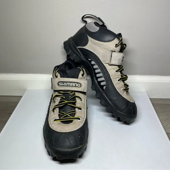 Shimano SH-M058 Men’s Size 9 (EURO 43) Mid Top Mountain Bike Cycling Shoes Boots
