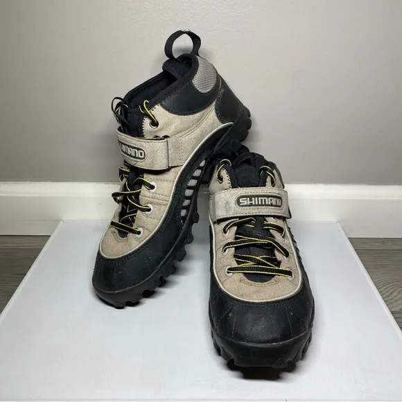 Shimano SH-M058 Men’s Size 9 (EURO 43) Mid Top Mountain Bike Cycling Shoes Boots
