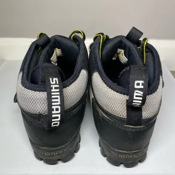 Shimano SH-M058 Men’s Size 9 (EURO 43) Mid Top Mountain Bike Cycling Shoes Boots
