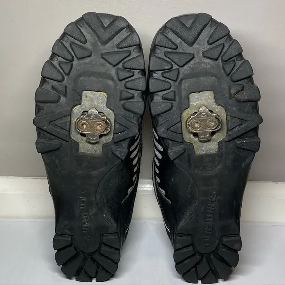 Shimano SH-M058 Men’s Size 9 (EURO 43) Mid Top Mountain Bike Cycling Shoes Boots