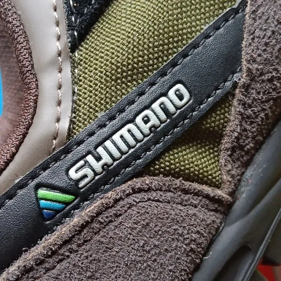 Shimano (Taiwan) Ladies Olive and Brown Pro Cycling Shoes # SH-M031
