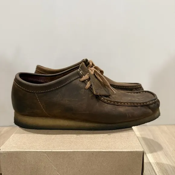 Size 11 - Clark's‎ Wallabee Low Beeswax Brown Leather Moccasin Shoes W/ Box