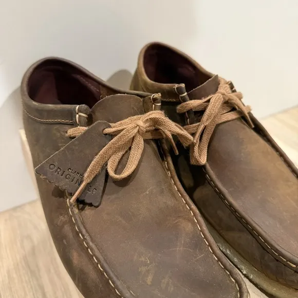 Size 11 - Clark's‎ Wallabee Low Beeswax Brown Leather Moccasin Shoes W/ Box