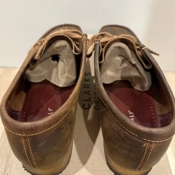 Size 11 - Clark's‎ Wallabee Low Beeswax Brown Leather Moccasin Shoes W/ Box