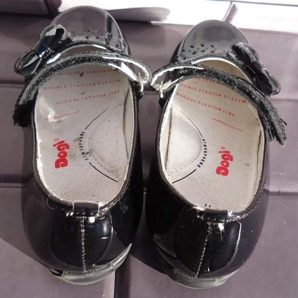 SIZE 17.  Dogi® patent leather dress shoes.