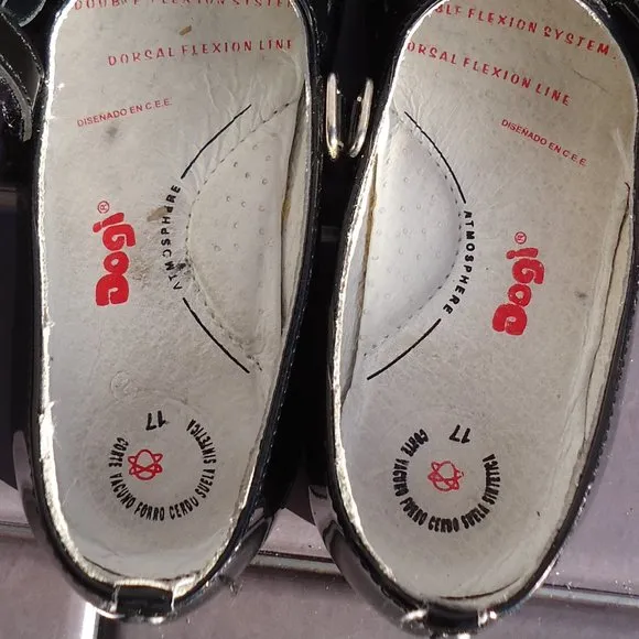SIZE 17.  Dogi® patent leather dress shoes.