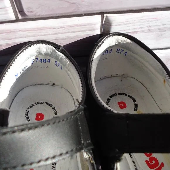 SIZE 18.5. Dogi® black leather dress shoes.