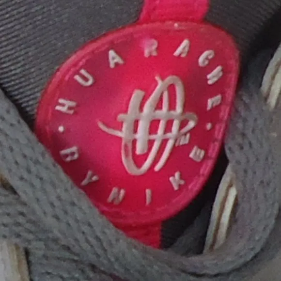 SIZE 3 Y. NIKE PRE-School Huarache kid's running training sneakers shoes.