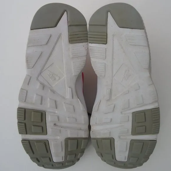 SIZE 3 Y. NIKE PRE-School Huarache kid's running training sneakers shoes.