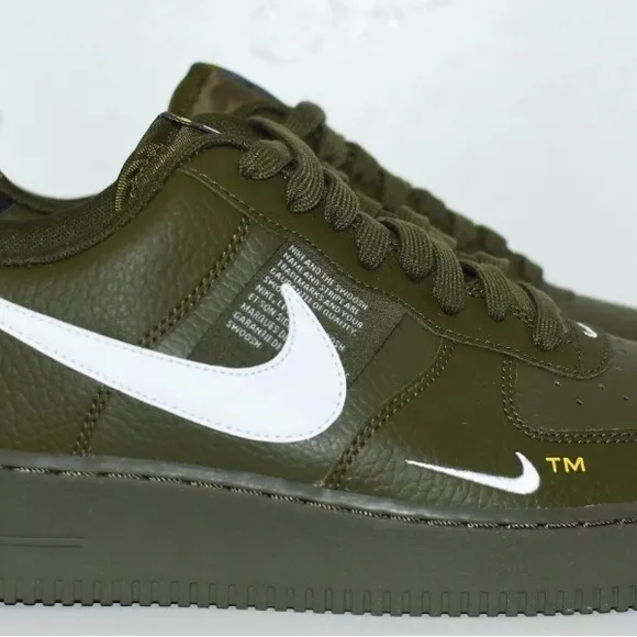 Size 5.5Y-Nike Air Force 1 '07 LV8 Overbranding 2018 - AJ7747-001