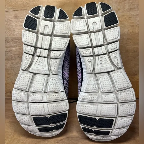 Skechers Skech Knit Womens Size 7 Training Shoes Sneakers Lavender Black 11877