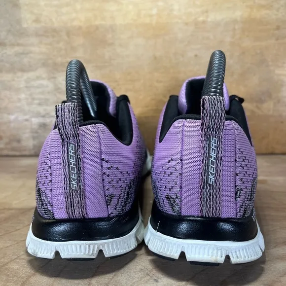 Skechers Skech Knit Womens Size 7 Training Shoes Sneakers Lavender Black 11877