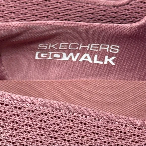 Skechers Women's Size 6.5 Go Walk Joy Sneaker shoes comfortable NWT