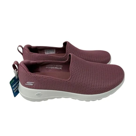 Skechers Women's Size 6.5 Go Walk Joy Sneaker shoes comfortable NWT