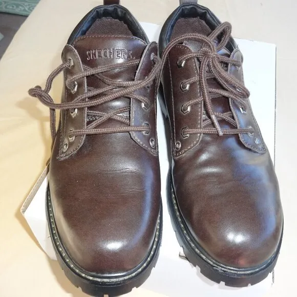 Sketchers Men's Alley Cat shoes size 13, dark brown leather,  lace up, flawless