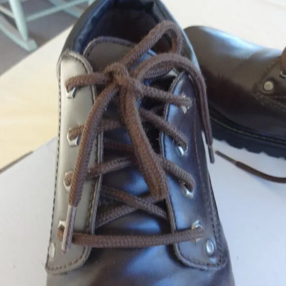 Sketchers Men's Alley Cat shoes size 13, dark brown leather,  lace up, flawless