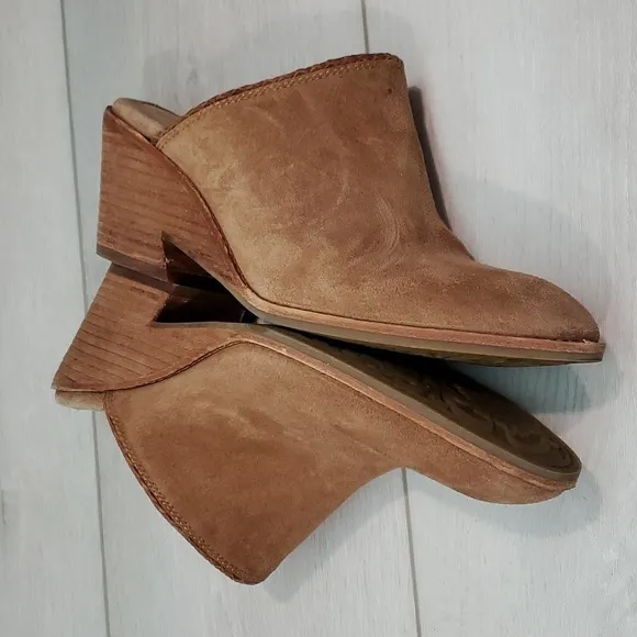 Sofft Womens Tasha Leather Comfort Clogs Heels Shoes sz 9M