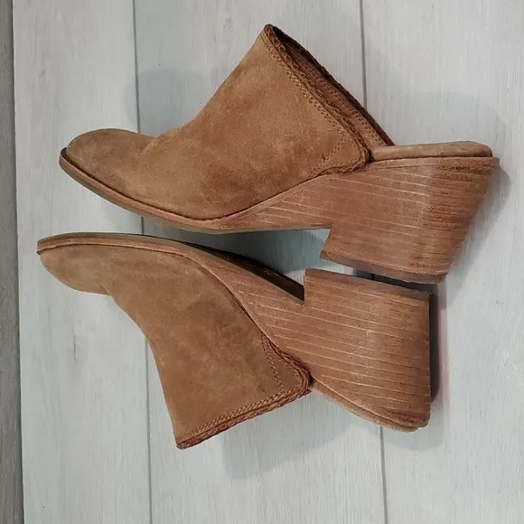Sofft Womens Tasha Leather Comfort Clogs Heels Shoes sz 9M