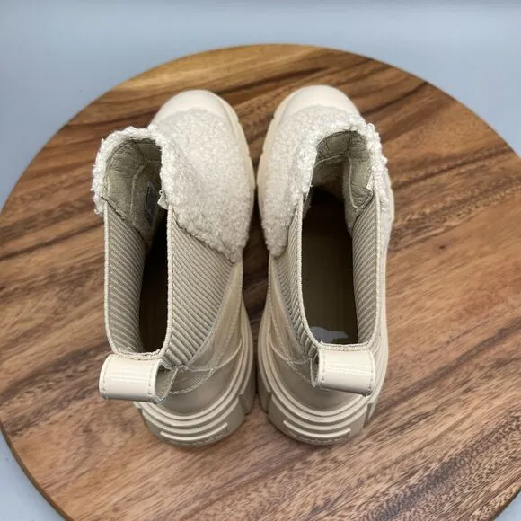 Sorel Caribou X Boots Womens Size 6.5 Chelsea Cozy Waterproof Pull On Beige