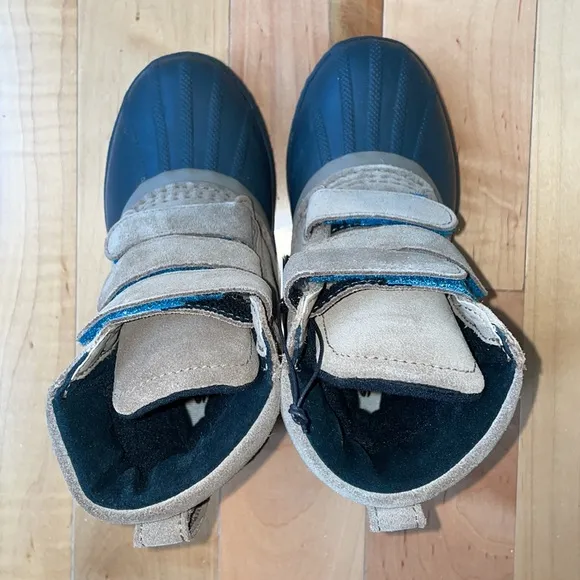 SOREL Cheyanne II Kids Waterproof Boot in Khaki 12 NWT