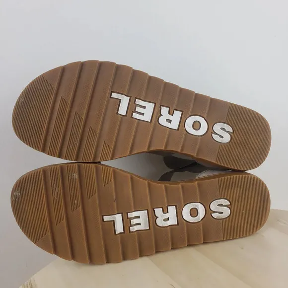Sorel Ella II Sandal Size 7.5 Ash Brown Metallic Flat Strappy Stretch Coastal