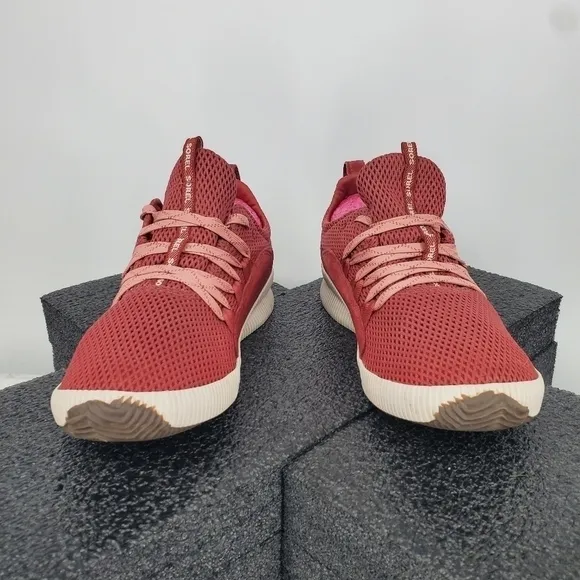Sorel Women's Out N About Plus Waterproof Sneakers Size 11 Shoes