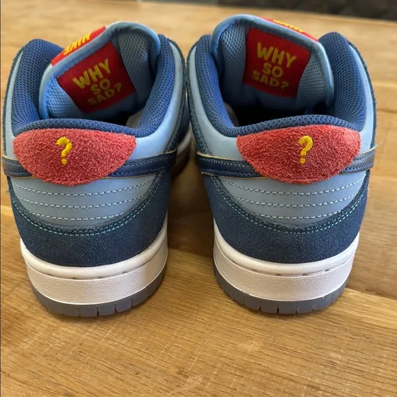 Special edition Nike SB Blue and Red skate shoes. Worn one time🔥🔥🔥