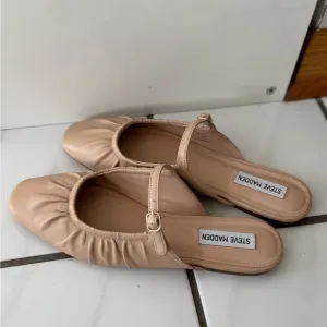 Steve Madden Tan Mules with Smooth Finish